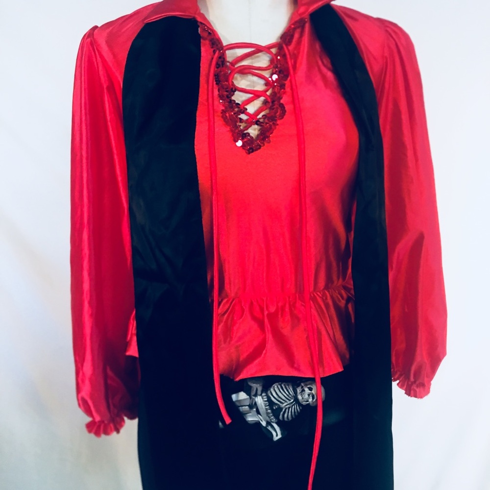 Kids or woman’s Pirate Costume